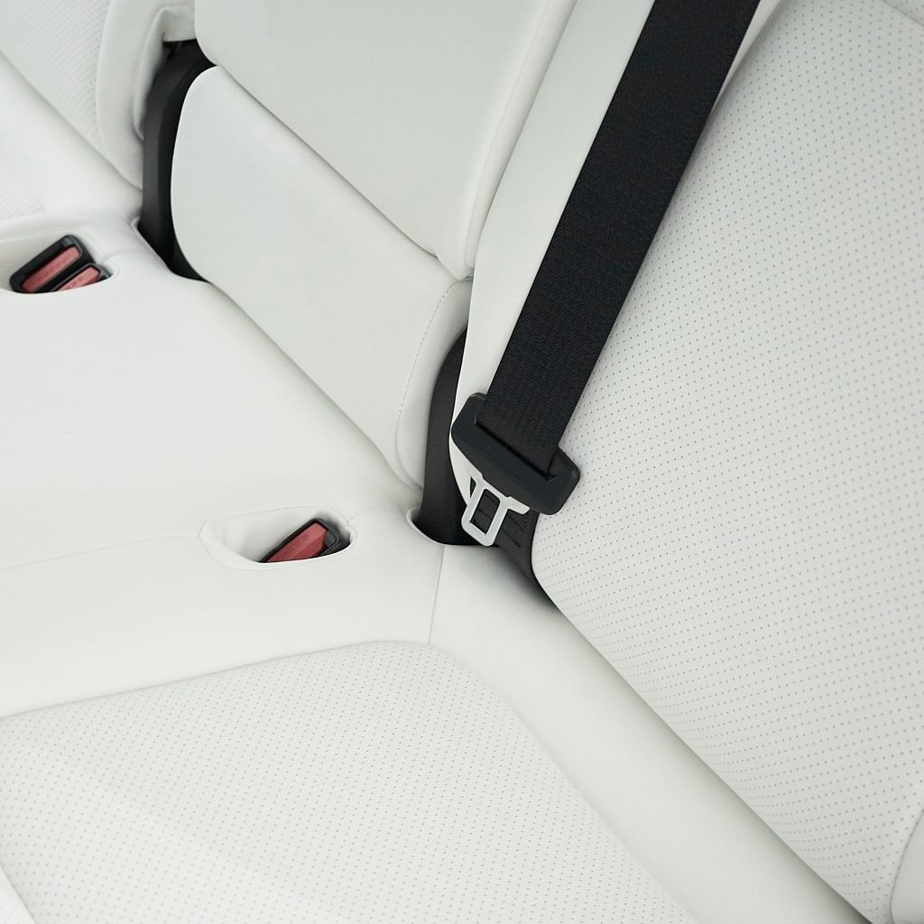 tesla model sport seats3