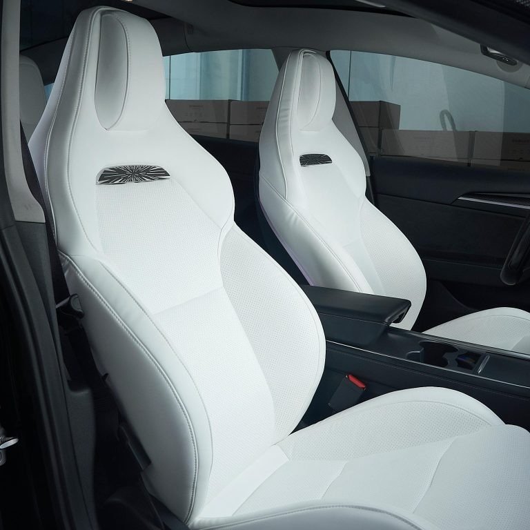 tesla model sport seats7